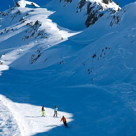 Daire Christina Tarrenz