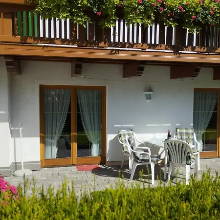 아파트 Christina *