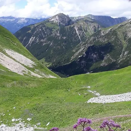 Christina Apartman *